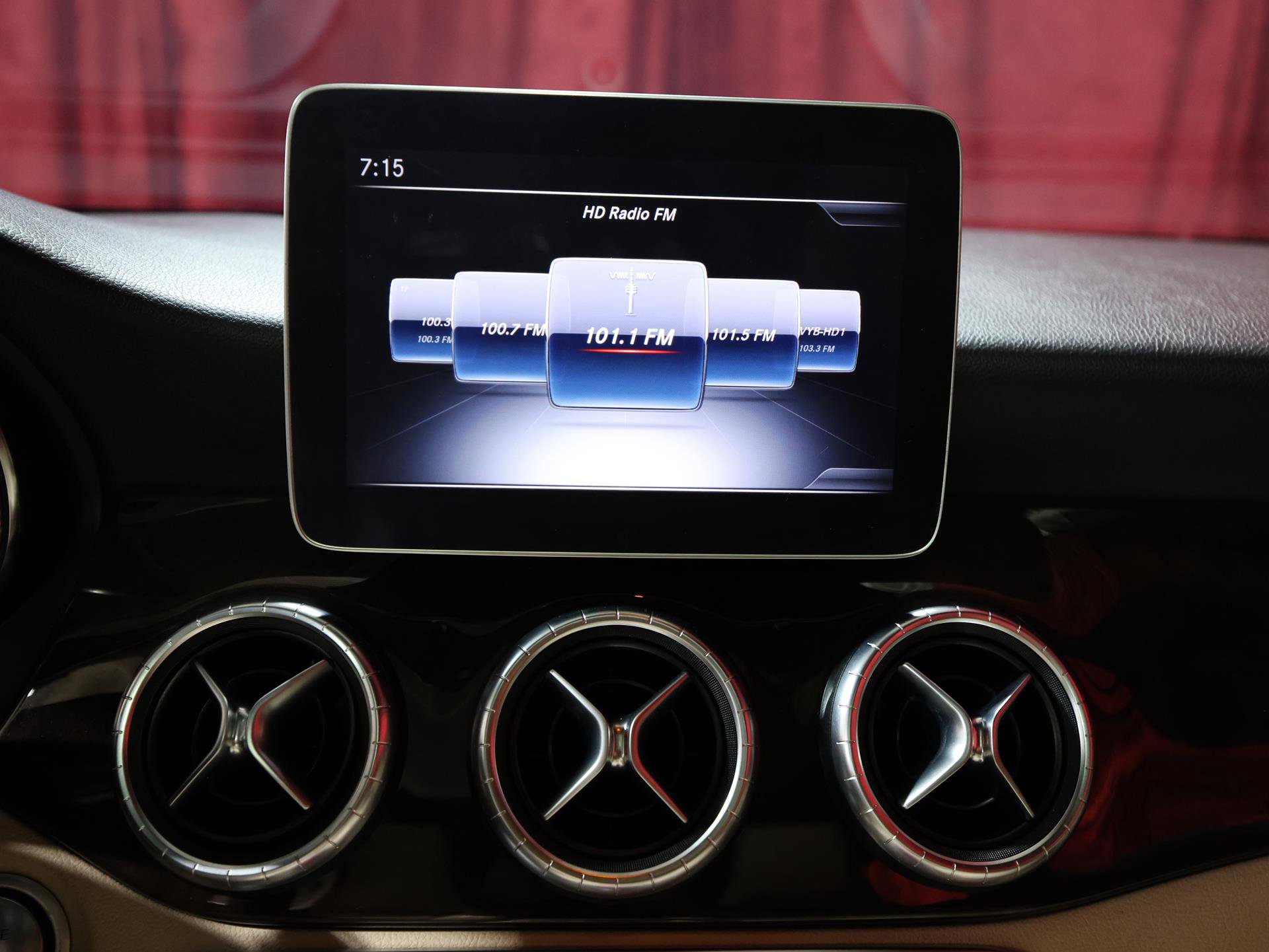 Used 2019 Mercedes-Benz CLA 250 image 18
