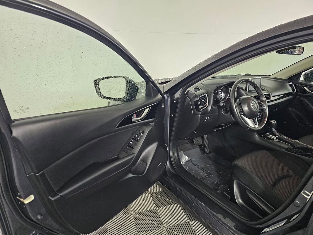 Used 2014 MAZDA MAZDA3 i Touring w/ Technology Package image 20