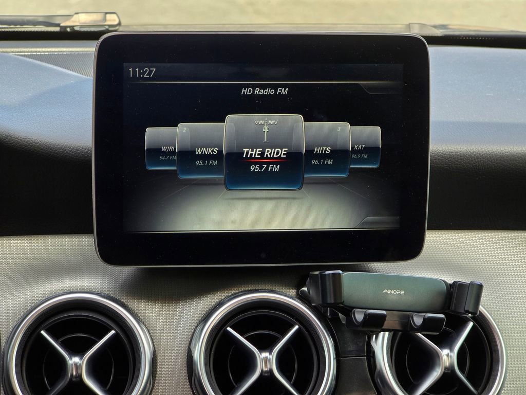 Used 2018 Mercedes-Benz GLA 250 4MATIC image 8