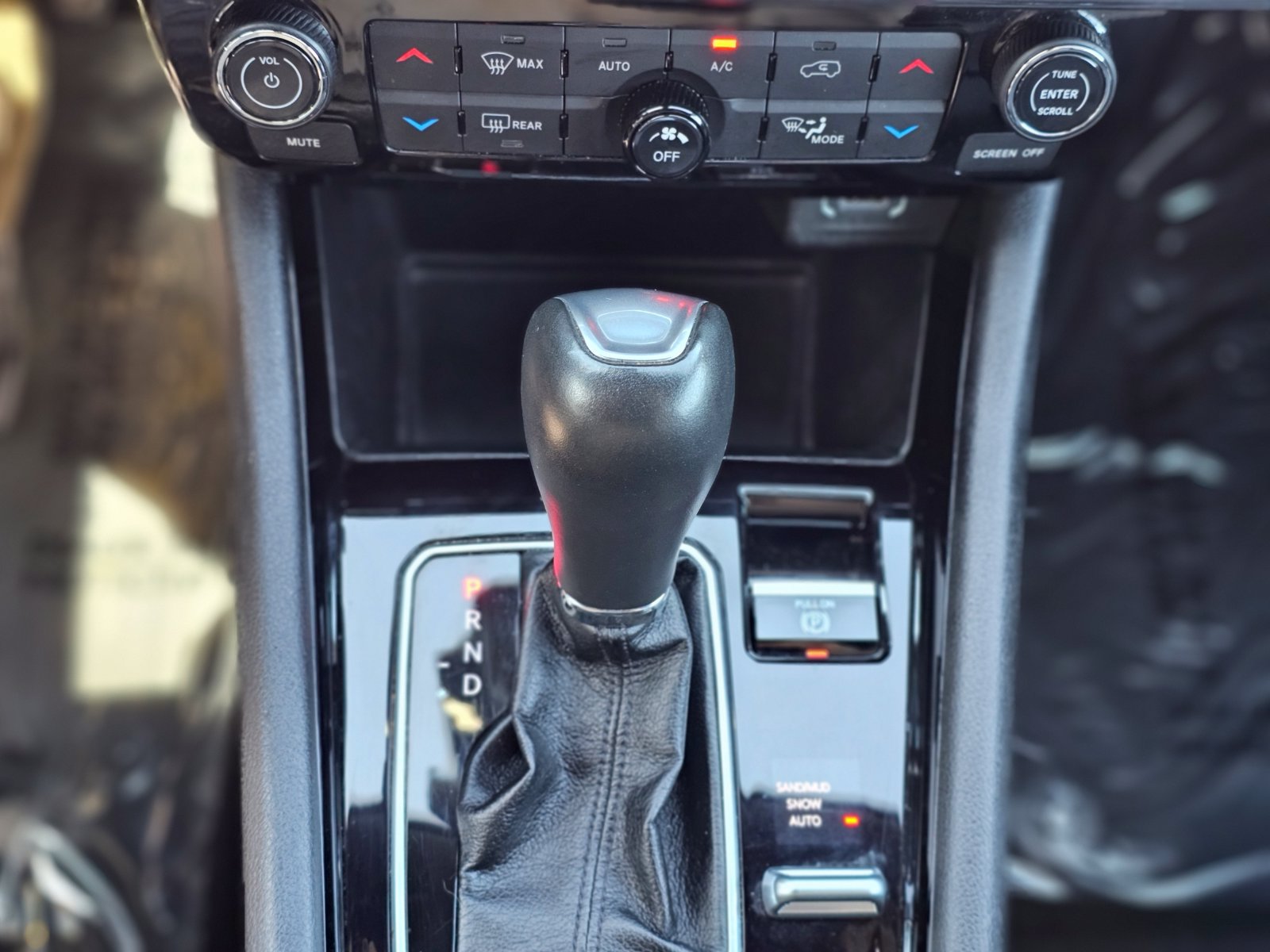 Used 2024 Jeep Compass Limited AWD/4WD image 22