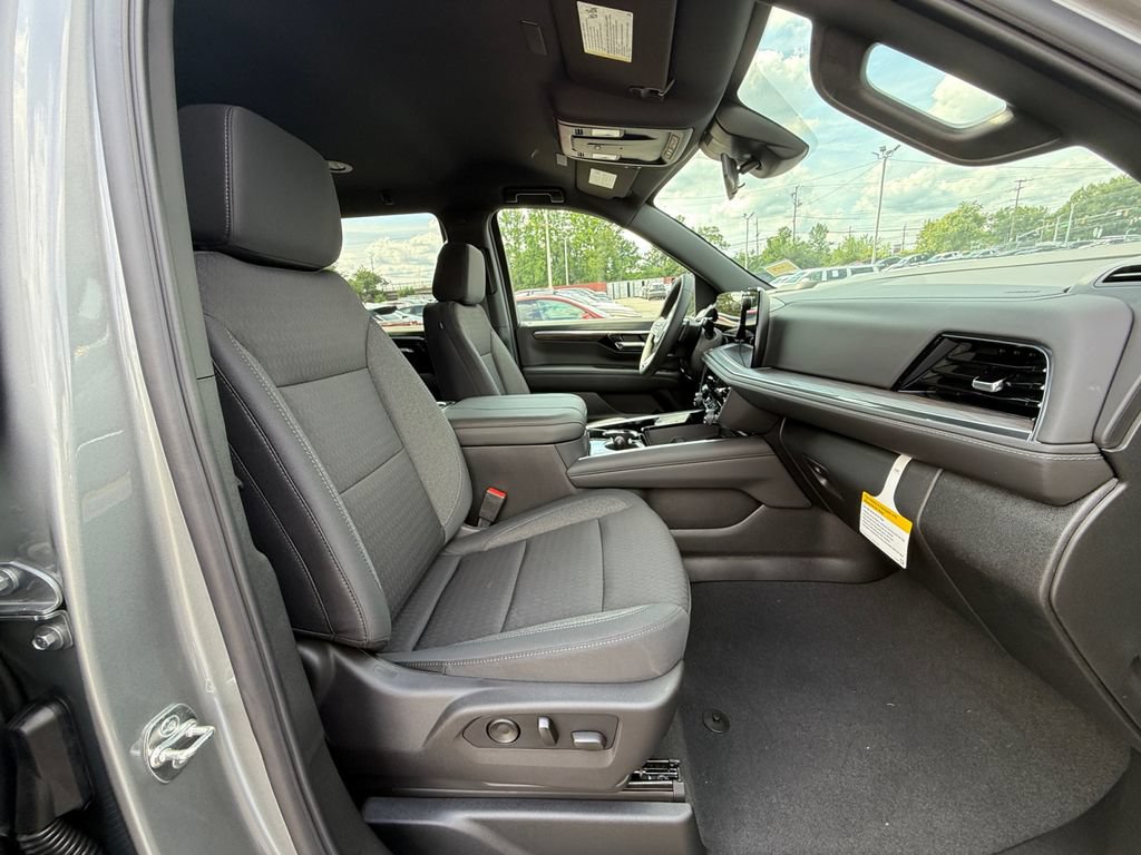 New 2026 Chevrolet Tahoe LS w/ LPO, Dark Essentials Package AWD/4WD image 27