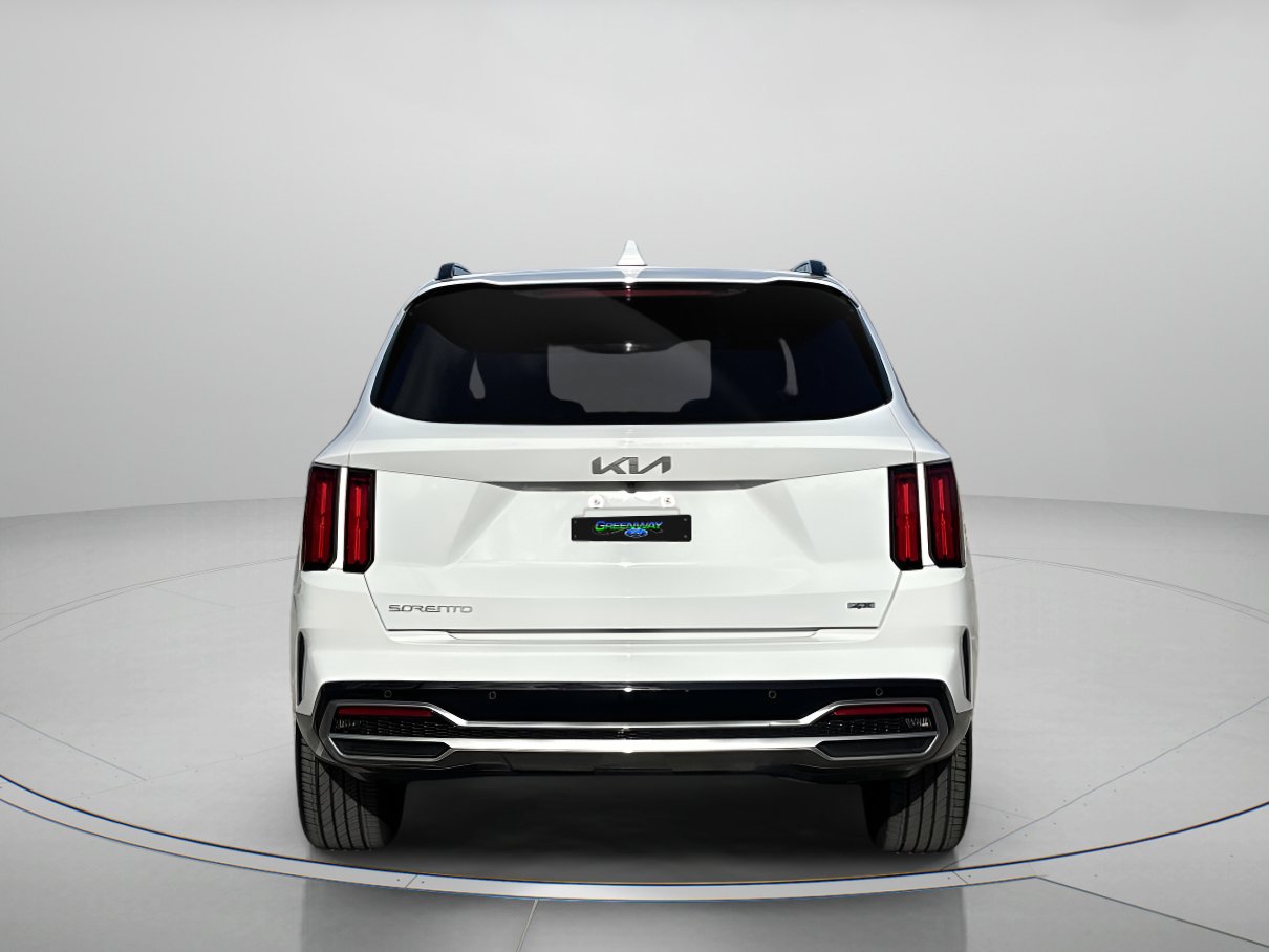 Used 2023 Kia Sorento SX image 4