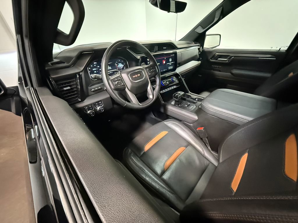 Used 2024 GMC Sierra 1500 AT4 w/ Technology Package image 2