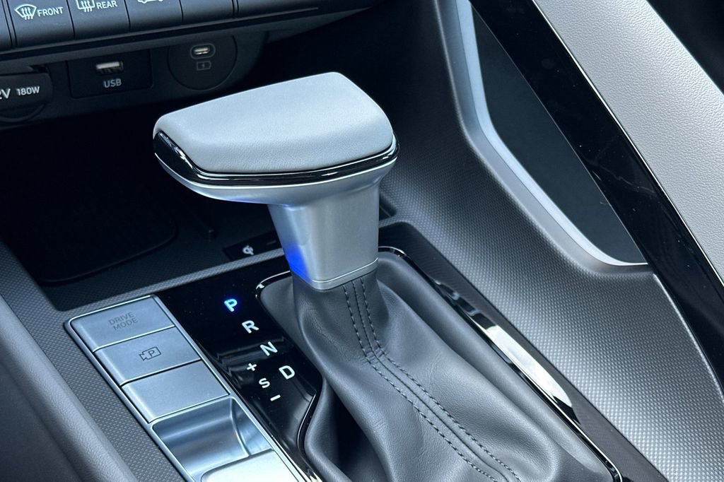 New 2026 Hyundai Elantra Sport image 18