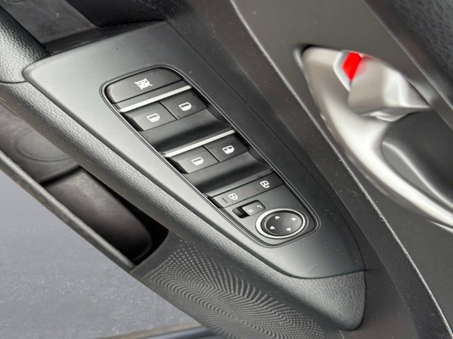 Used 2019 Kia Forte LXS FWD image 18