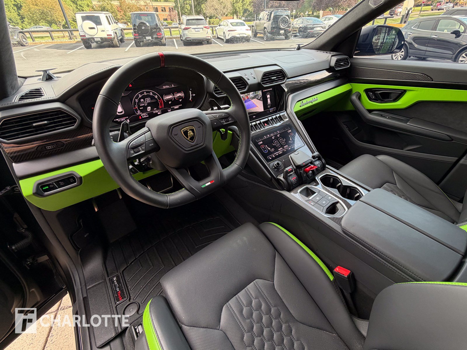 Used 2023 Lamborghini Urus S AWD/4WD image 3