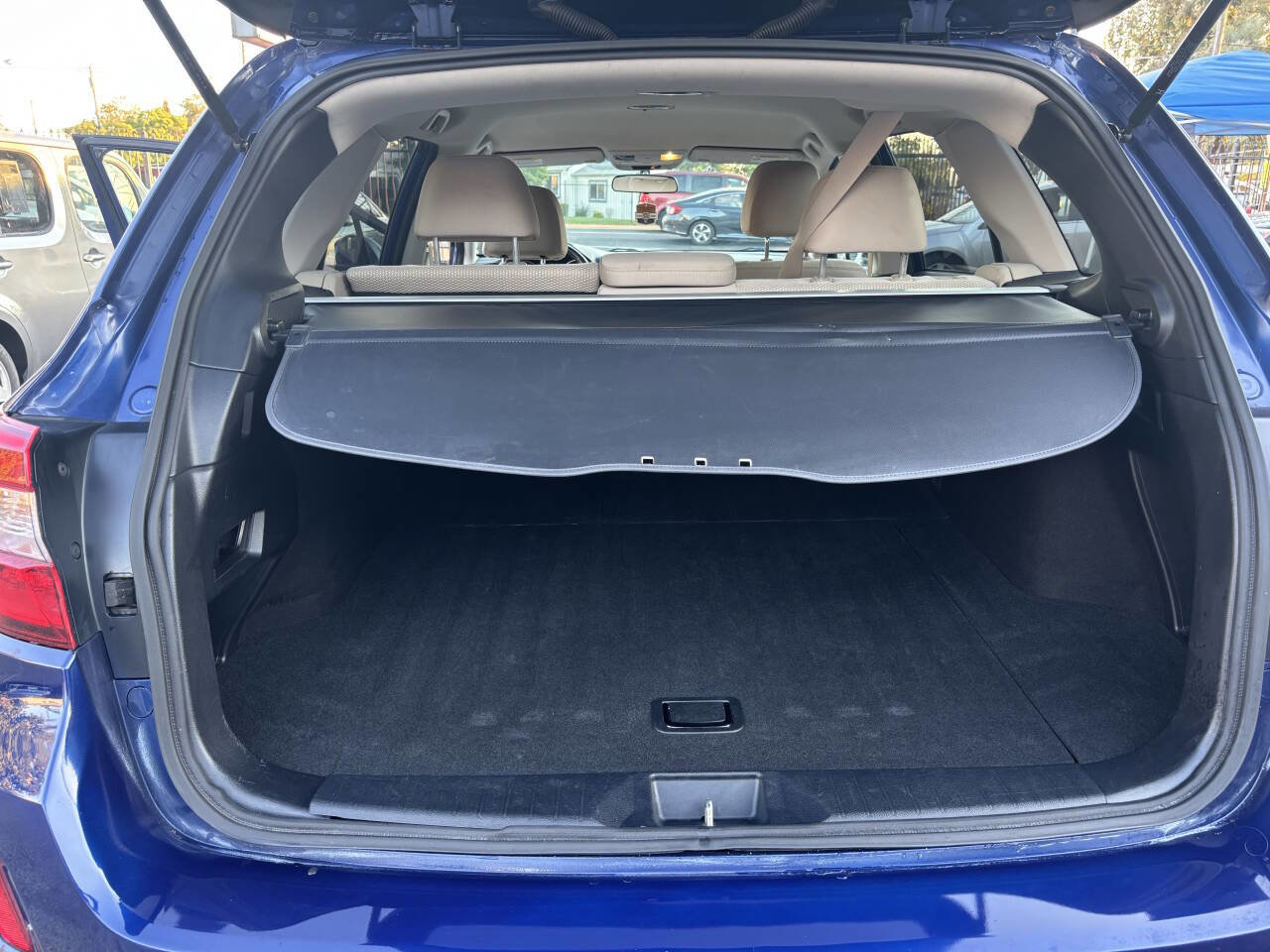 Used 2015 Subaru Outback 2.5i Premium image 13