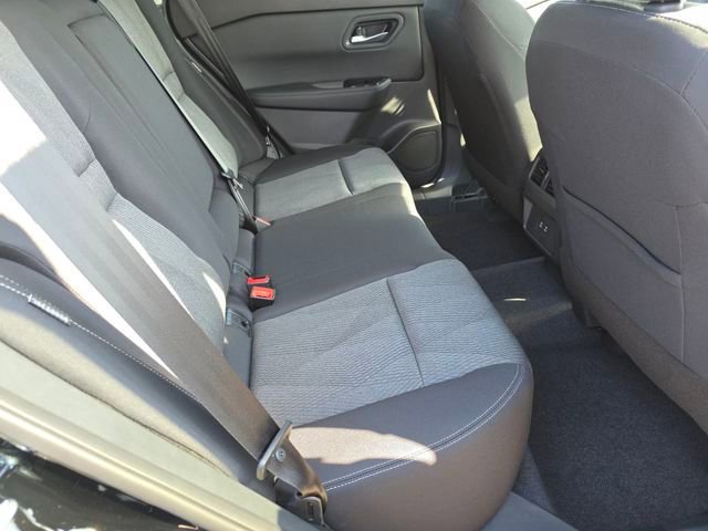 New 2026 Nissan Rogue SV w/ Cold Weather Package AWD/4WD image 25