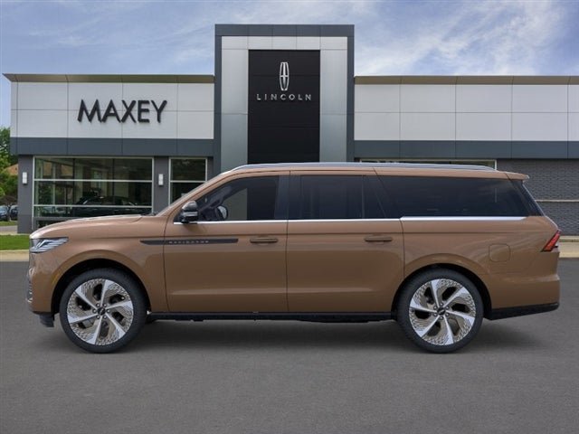 New 2026 Lincoln Navigator L Black Label AWD/4WD image 26