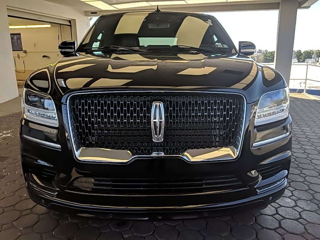 Used 2021 Lincoln Navigator L Reserve AWD/4WD image 2