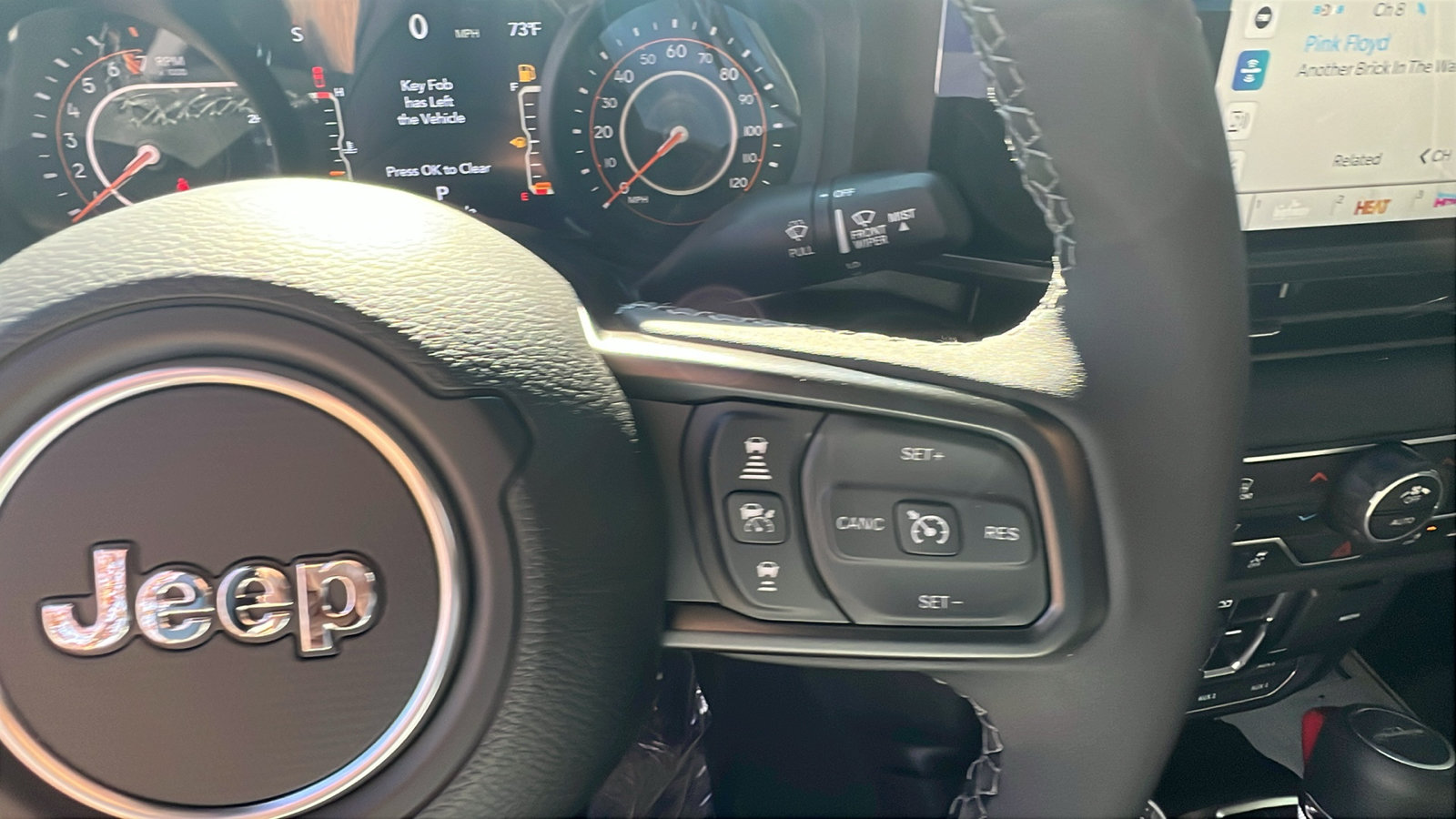 New 2026 Jeep Gladiator Mojave w/ Safety Group AWD/4WD image 23