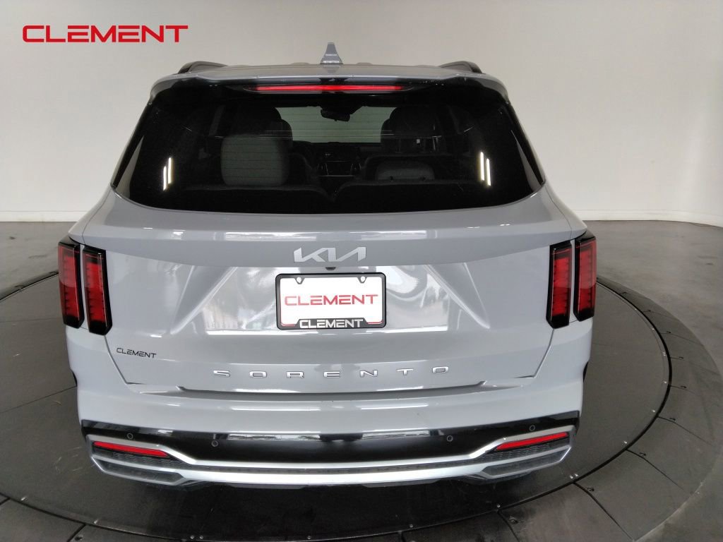 Used 2022 Kia Sorento EX image 6