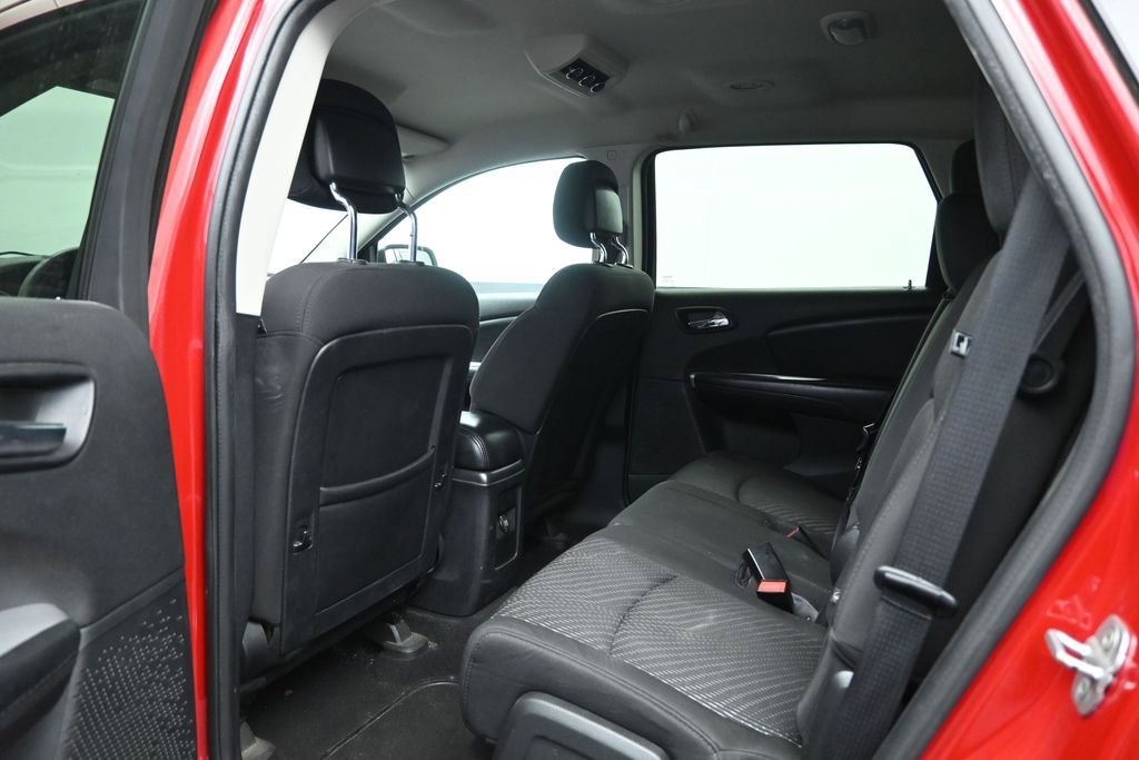Used 2013 Dodge Journey SXT w/ Flexible Seating Group FWD image 18