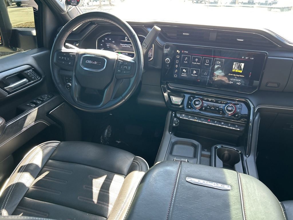 Used 2024 GMC Sierra 2500 AT4X image 9