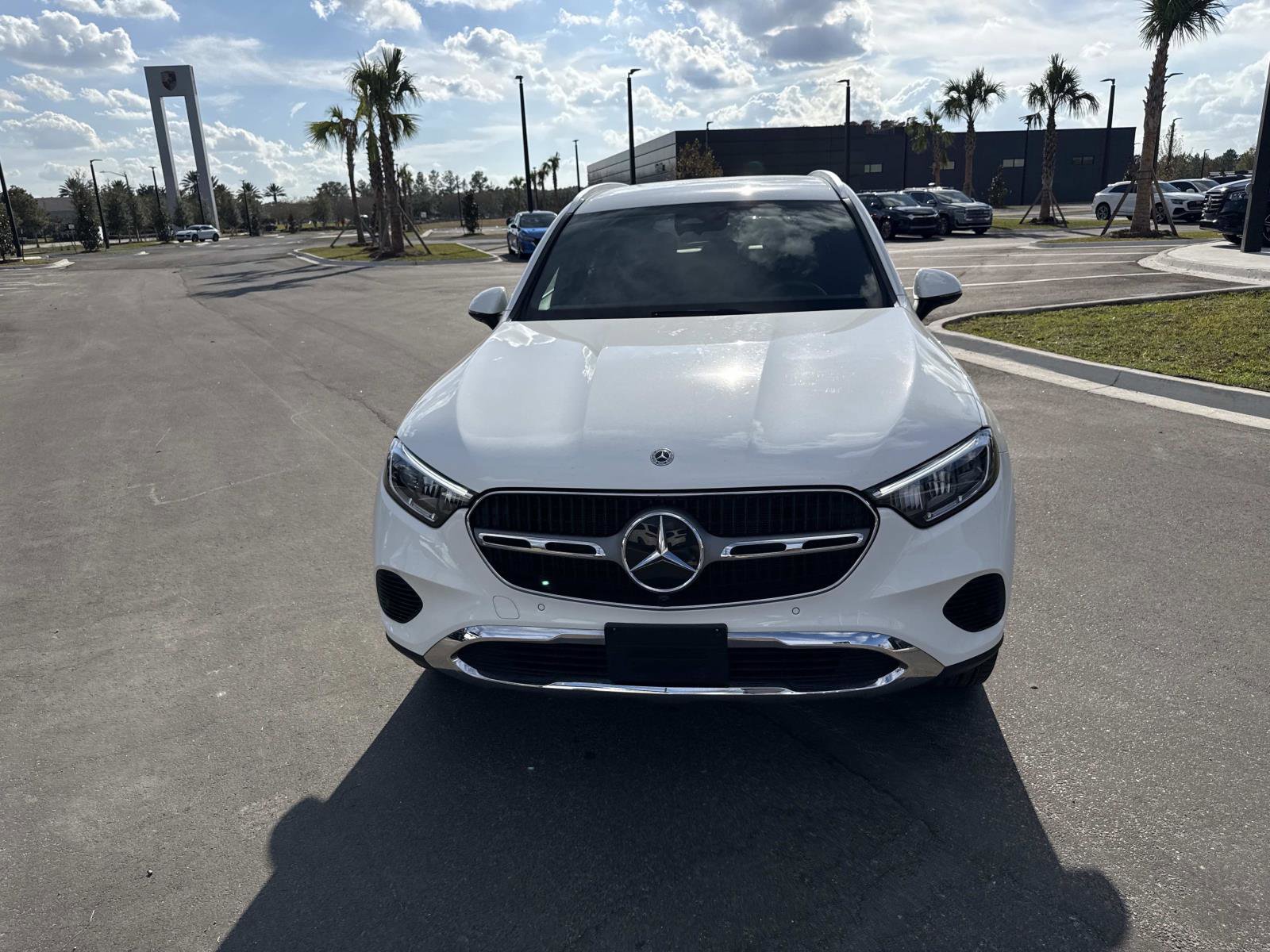 Used 2024 Mercedes-Benz GLC 300 4MATIC image 8