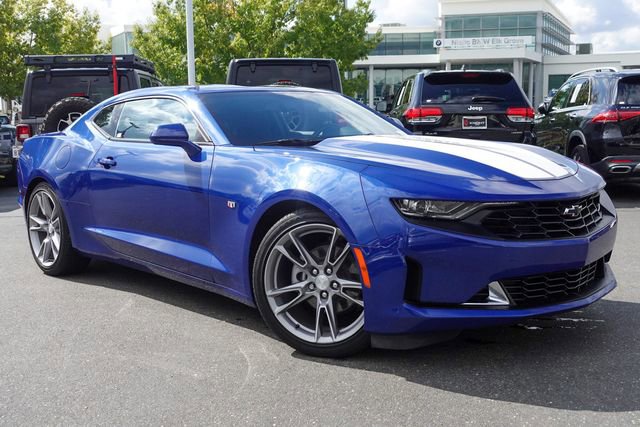Used 2021 Chevrolet Camaro LT w/ RS Package image 2