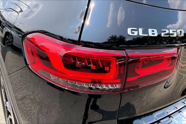 Certified 2023 Mercedes-Benz GLB 250 4MATIC w/ AMG Line image 24