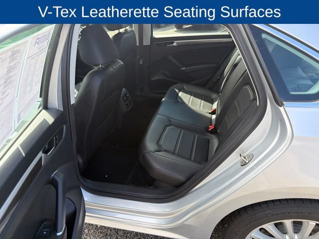 Used 2016 Volkswagen Passat 1.8T SE FWD image 9