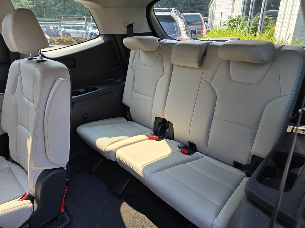 Used 2022 Kia Telluride EX w/ EX Premium Package AWD/4WD image 11