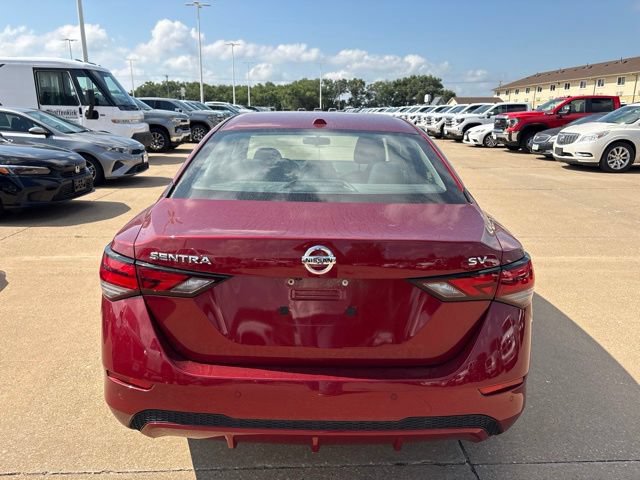 Used 2022 Nissan Sentra SV FWD image 4