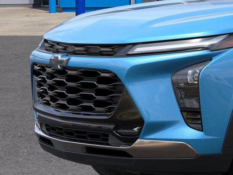 New 2026 Chevrolet Trax ACTIV w/ Sunroof Package FWD image 14