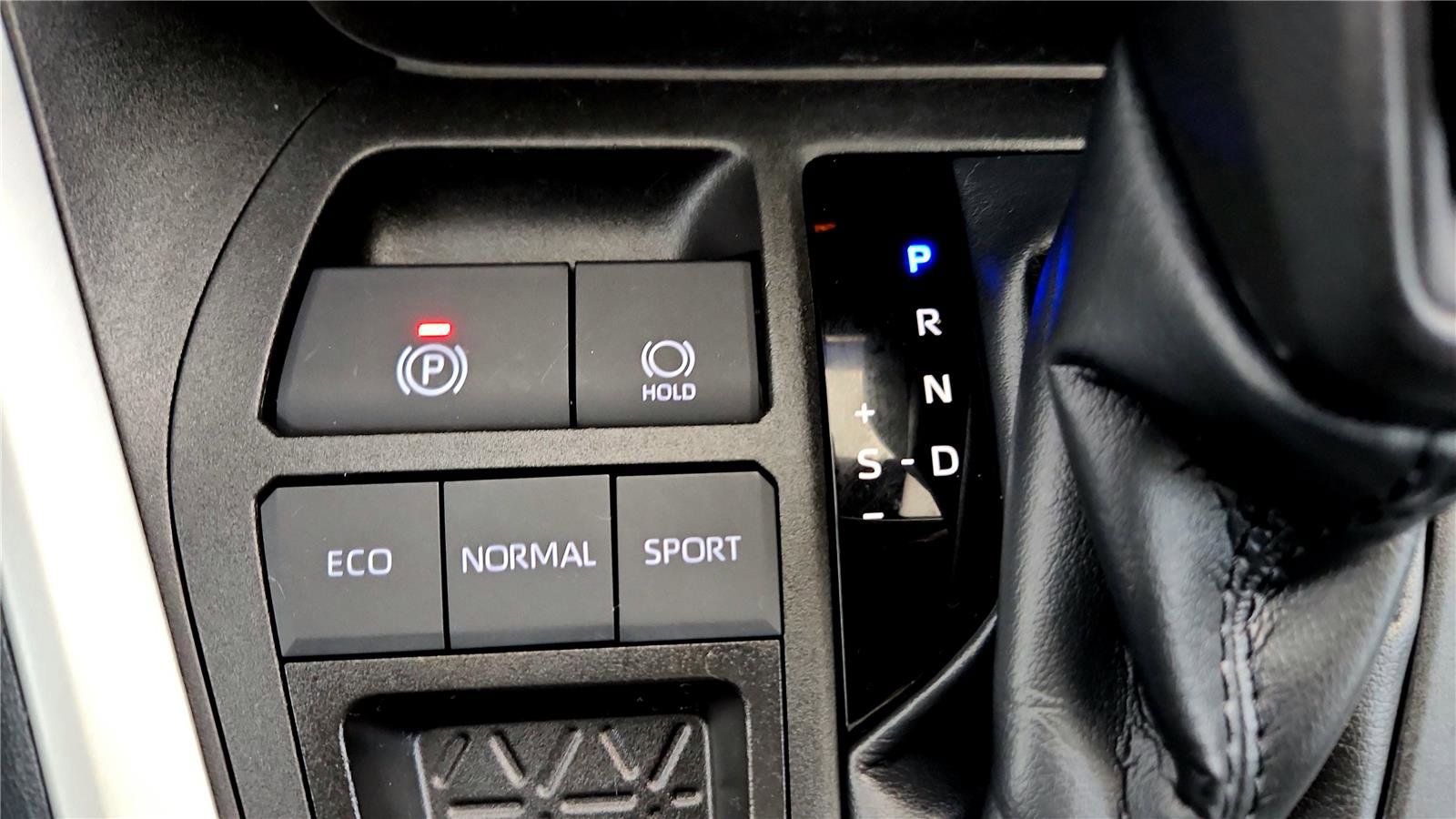 Certified 2023 Toyota RAV4 XLE image 43