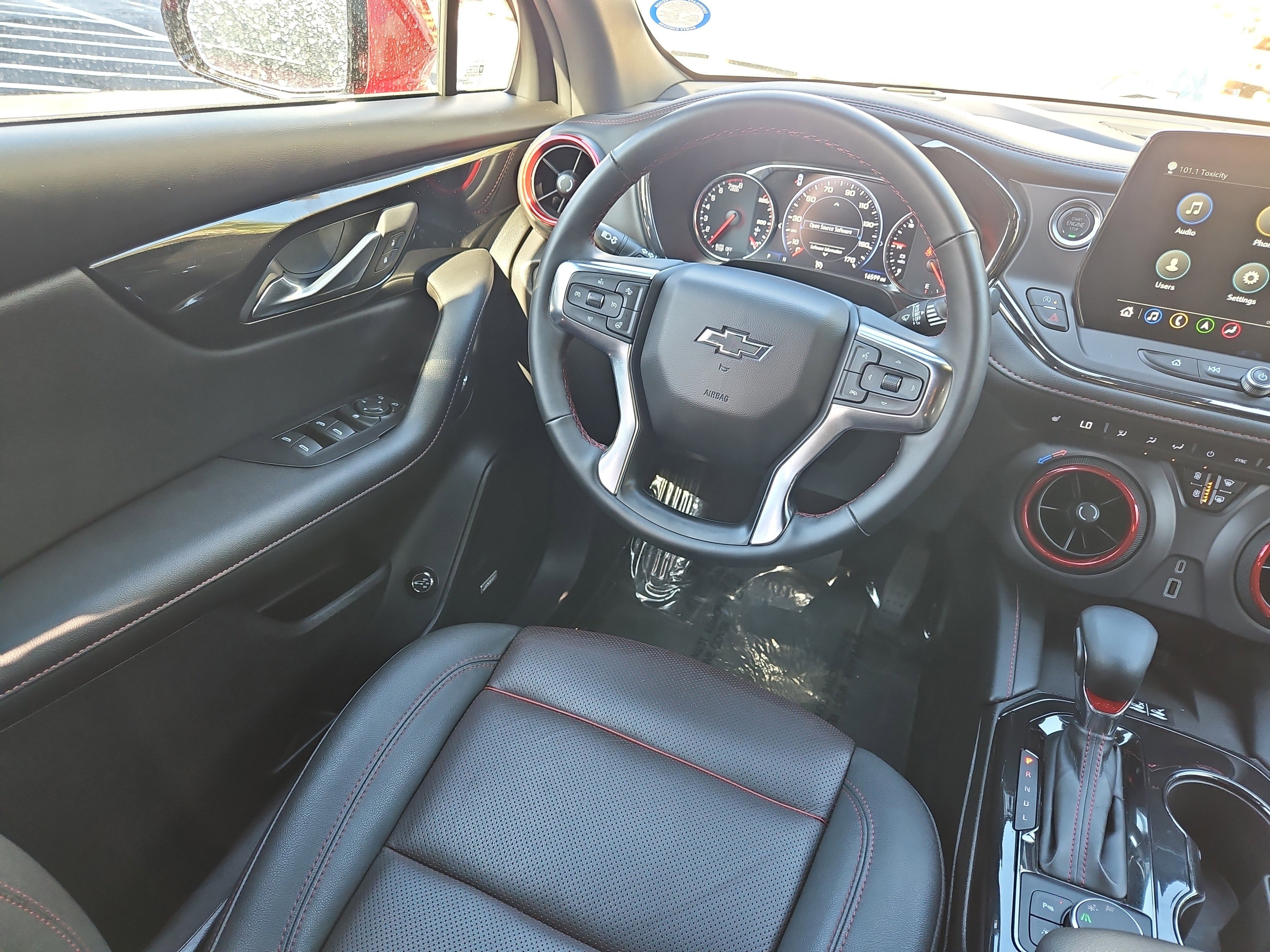 Used 2025 Chevrolet Blazer RS image 9