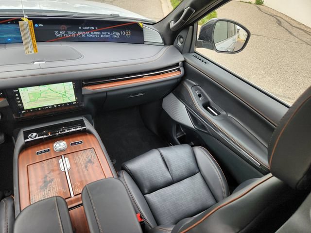 New 2026 Lincoln Navigator Black Label AWD/4WD image 12