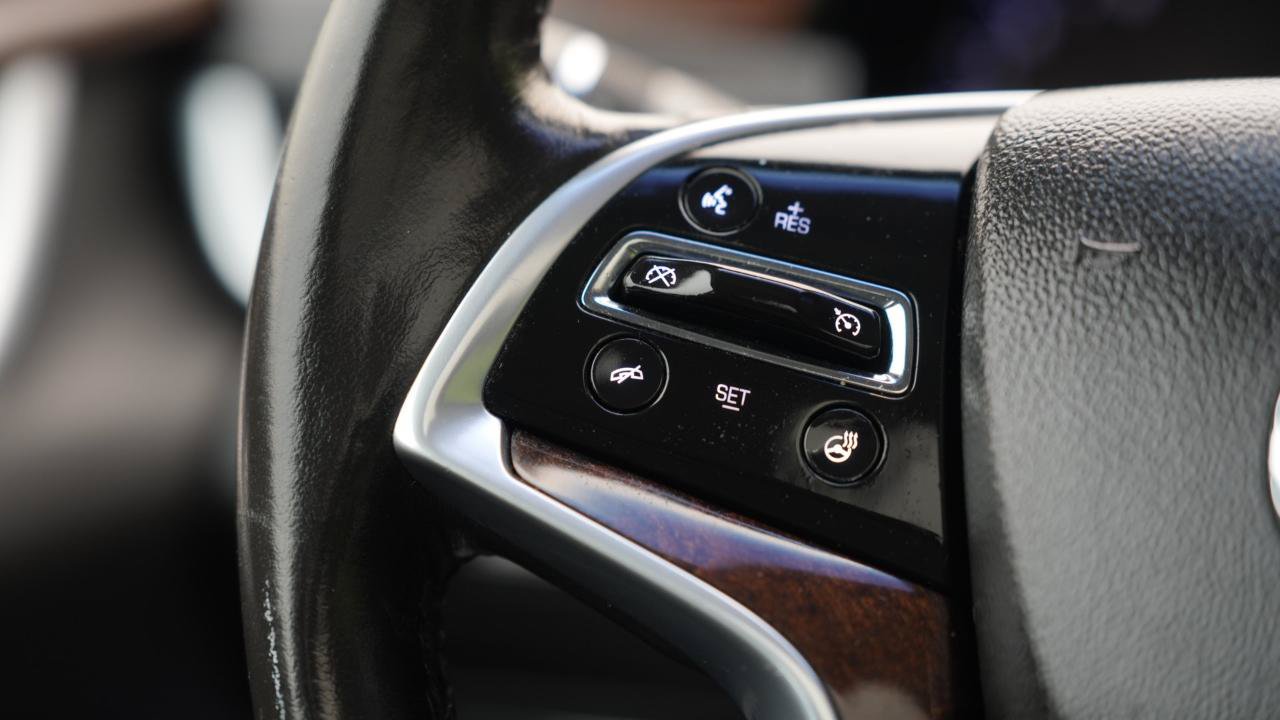 Used 2015 Cadillac XTS Luxury FWD image 12