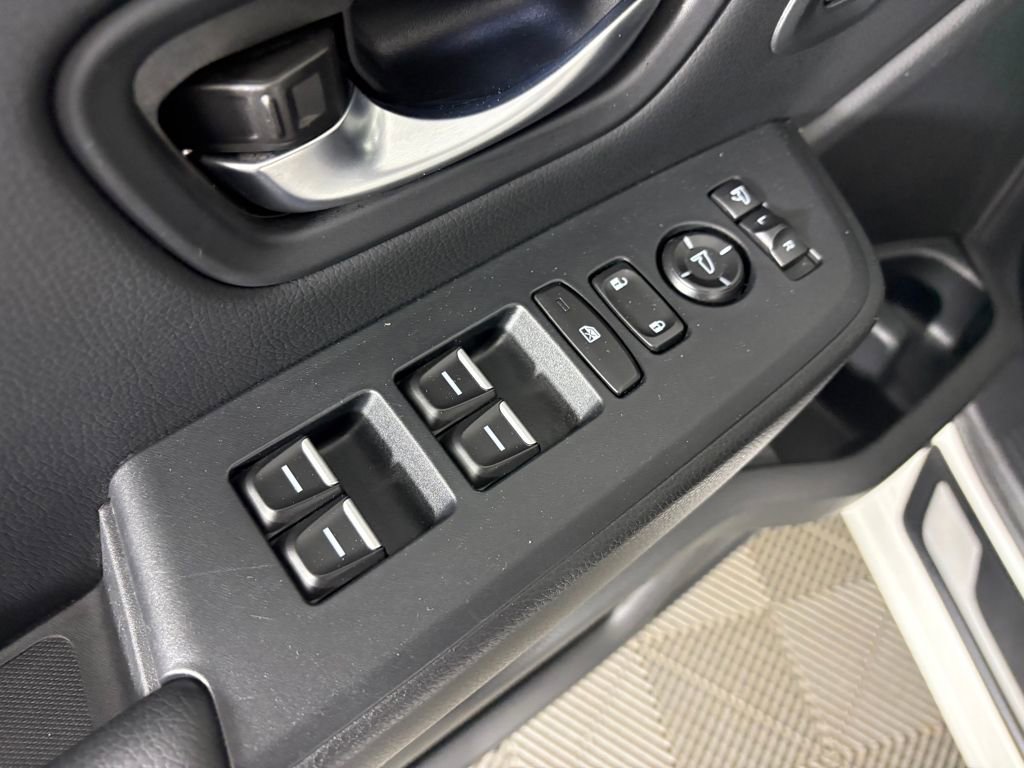 Used 2025 Honda Pilot Elite image 13