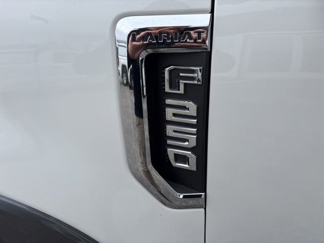 Used 2022 Ford F250 Lariat w/ Lariat Ultimate Package AWD/4WD image 15