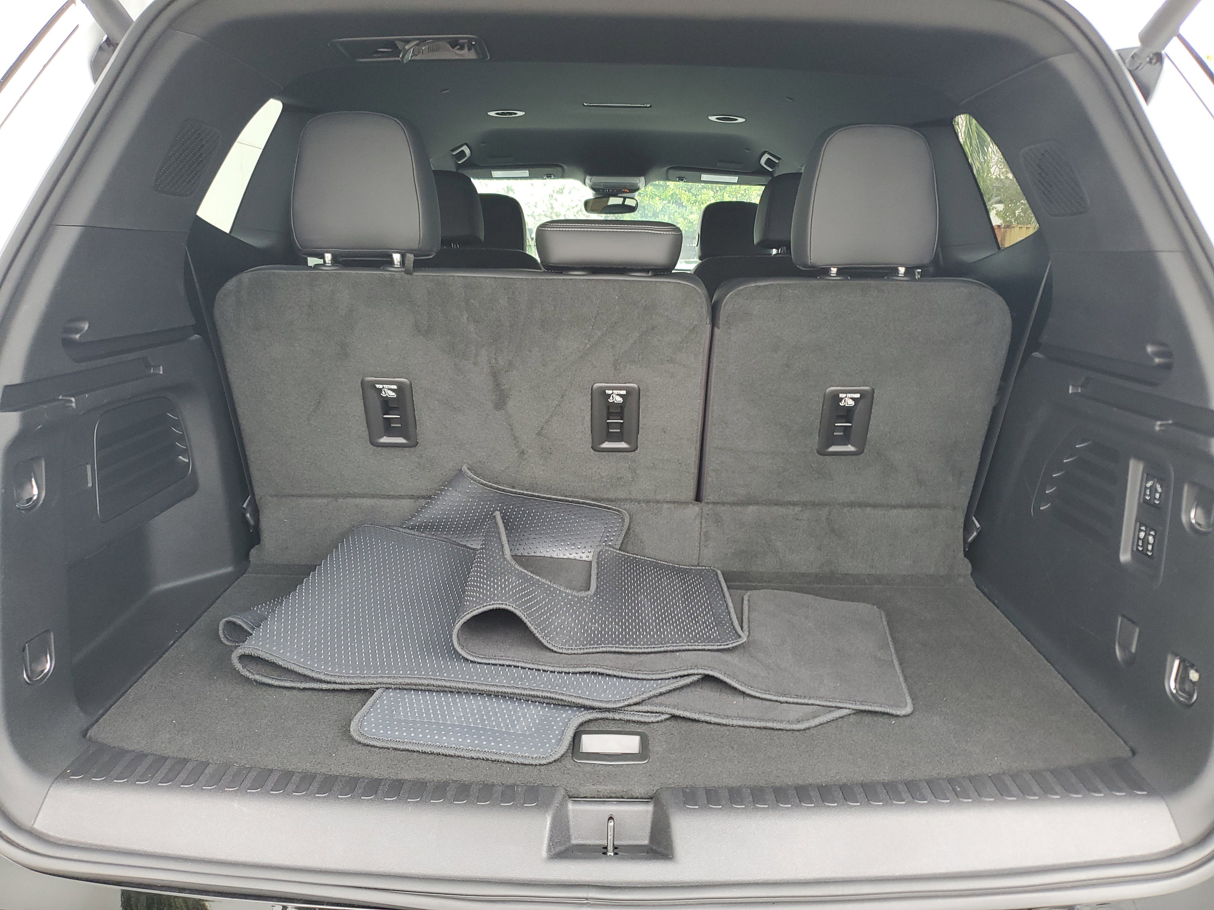 Certified 2025 Buick Enclave Sport Touring w/ Power Package image 10