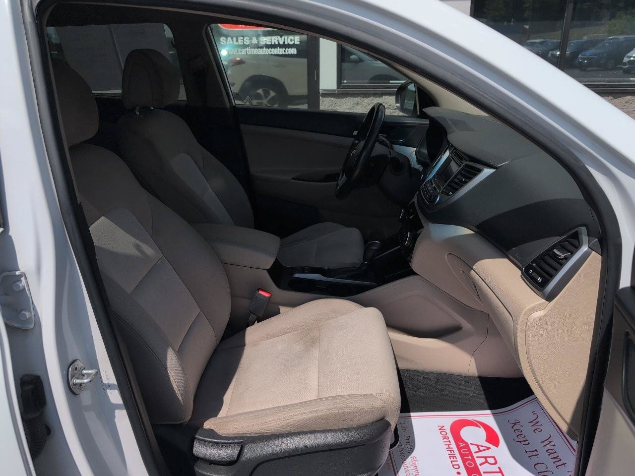 Used 2017 Hyundai Tucson Sport w/ Cargo Package AWD/4WD image 11