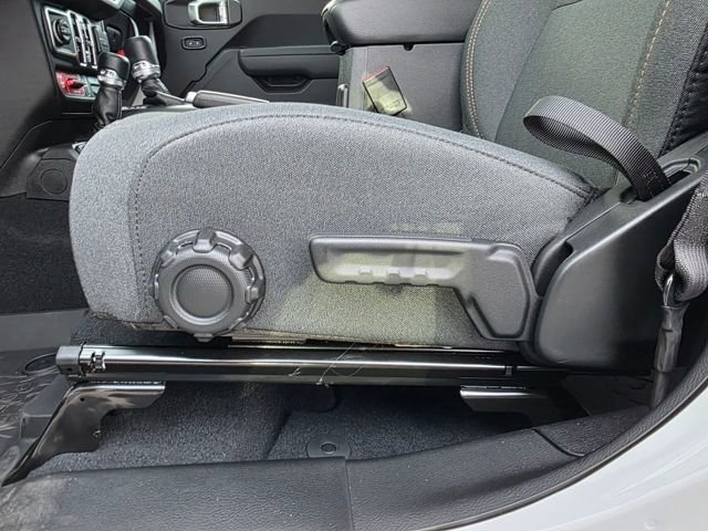 New 2026 Jeep Gladiator Sport image 12