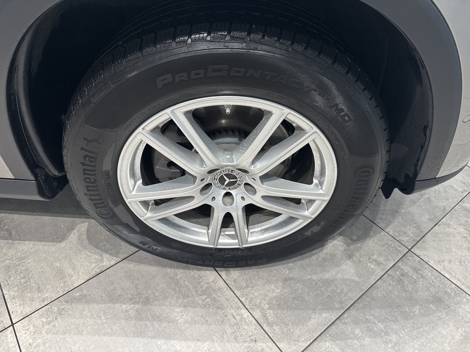 Used 2023 Mercedes-Benz GLC 300 4MATIC image 12
