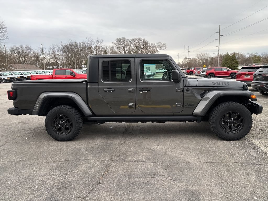 Used 2022 Jeep Gladiator Sport AWD/4WD image 4
