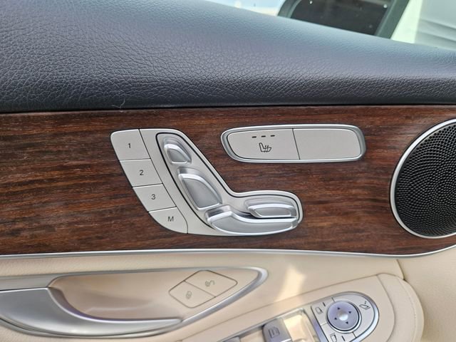 Used 2022 Mercedes-Benz GLC 300 4MATIC image 19