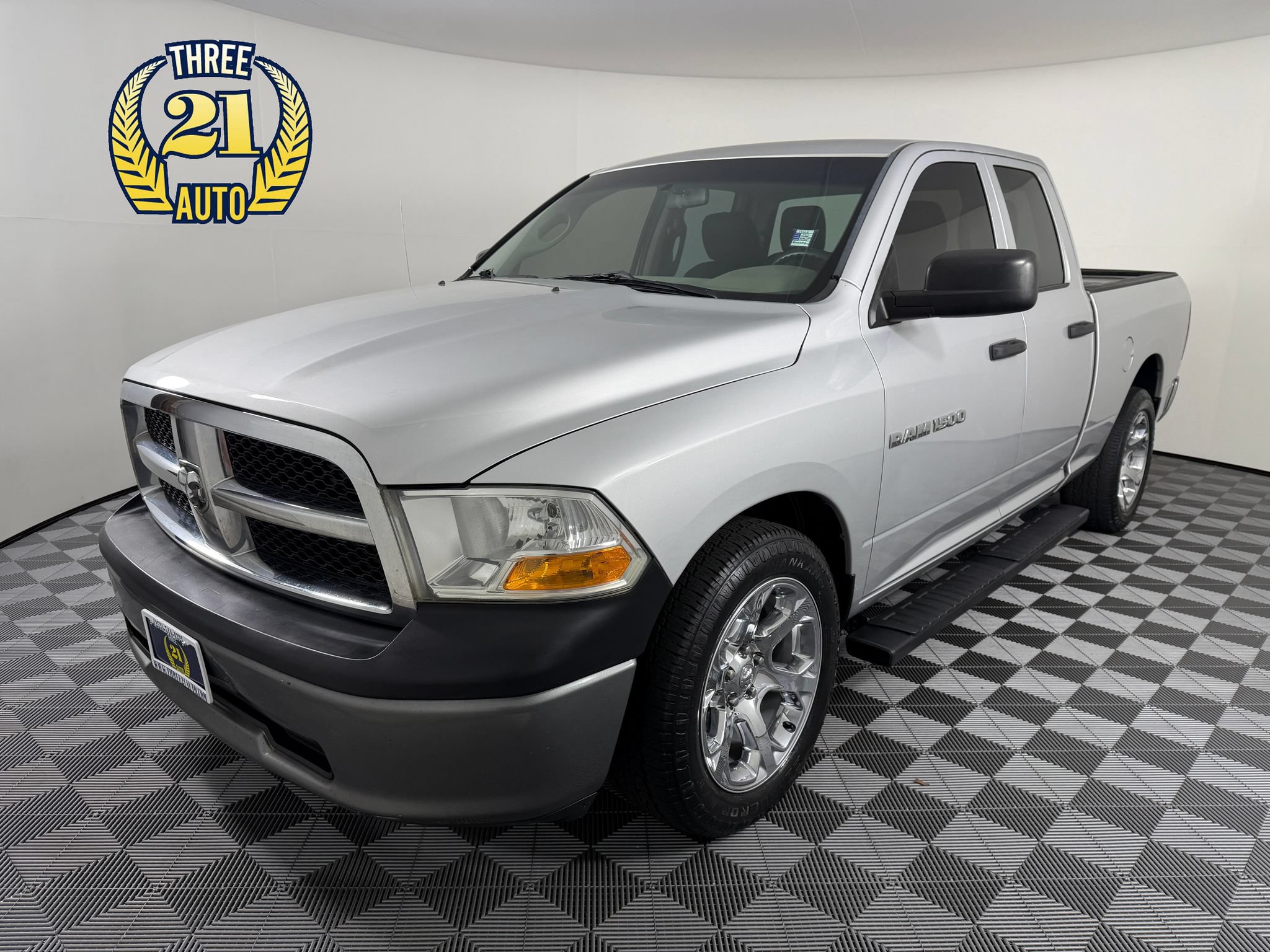 Used 2011 RAM 1500 ST RWD image 1