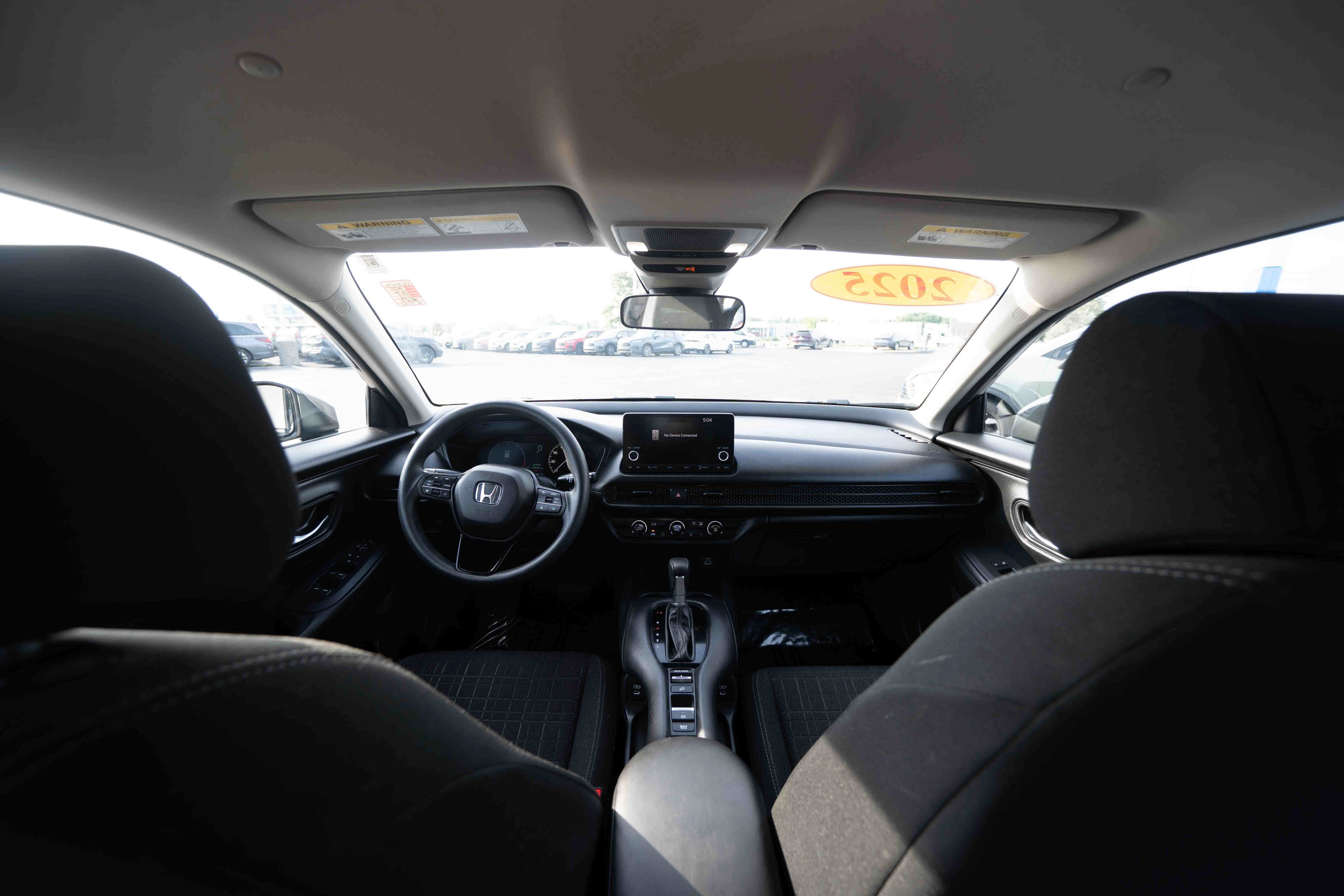 Certified 2025 Honda HR-V LX image 19