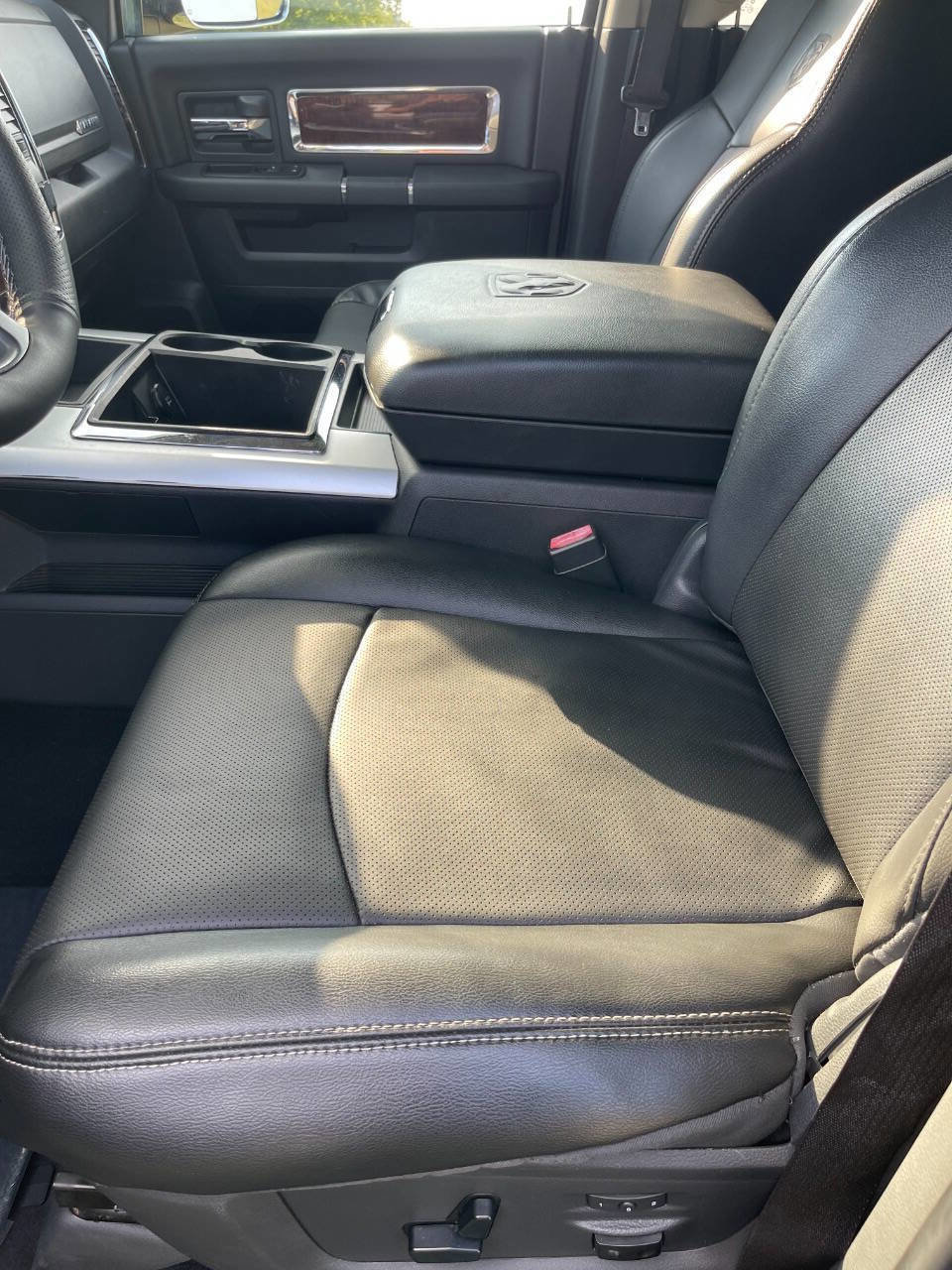 Used 2012 RAM 3500 Laramie w/ HD Snow Plow Prep Group image 14