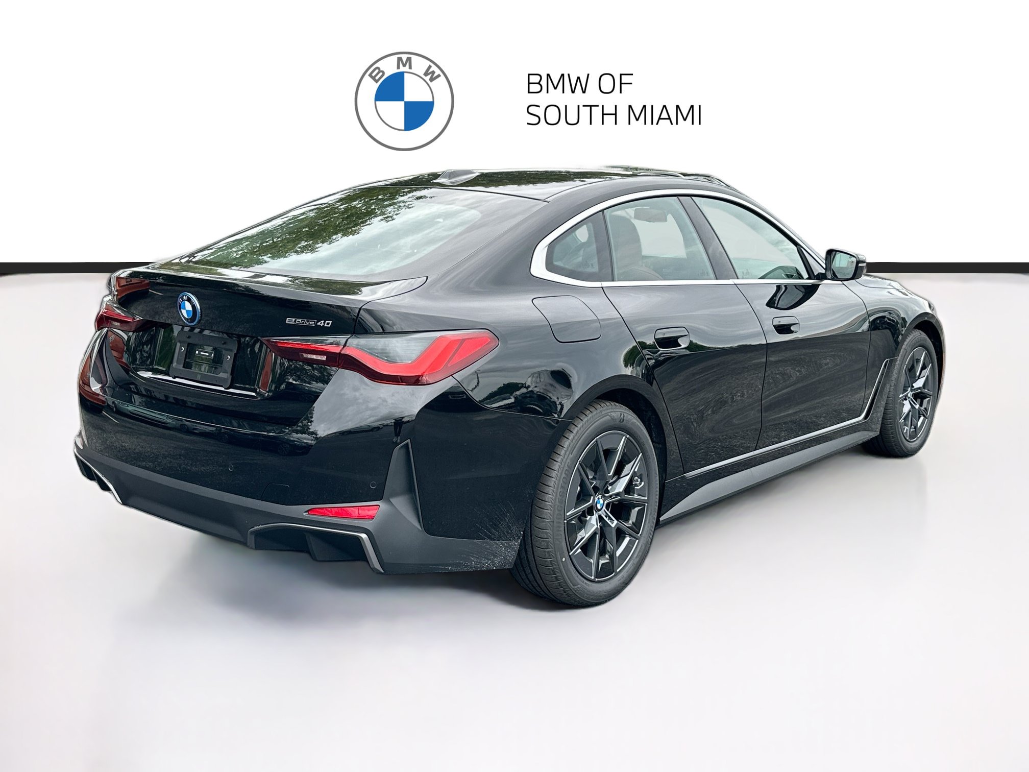 Used 2025 BMW i4 eDrive40 RWD image 6