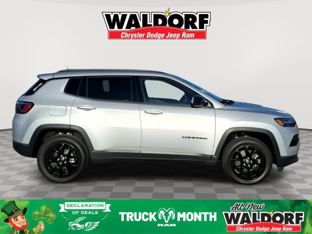 New 2025 Jeep Compass Latitude w/ Convenience Group image 2