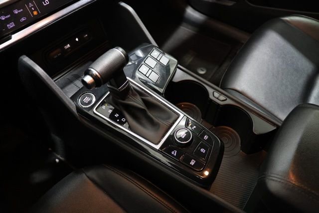 Used 2023 Kia Sportage EX image 29