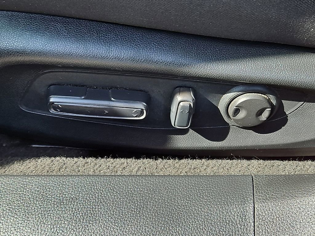 Used 2024 Honda Accord Sport image 17