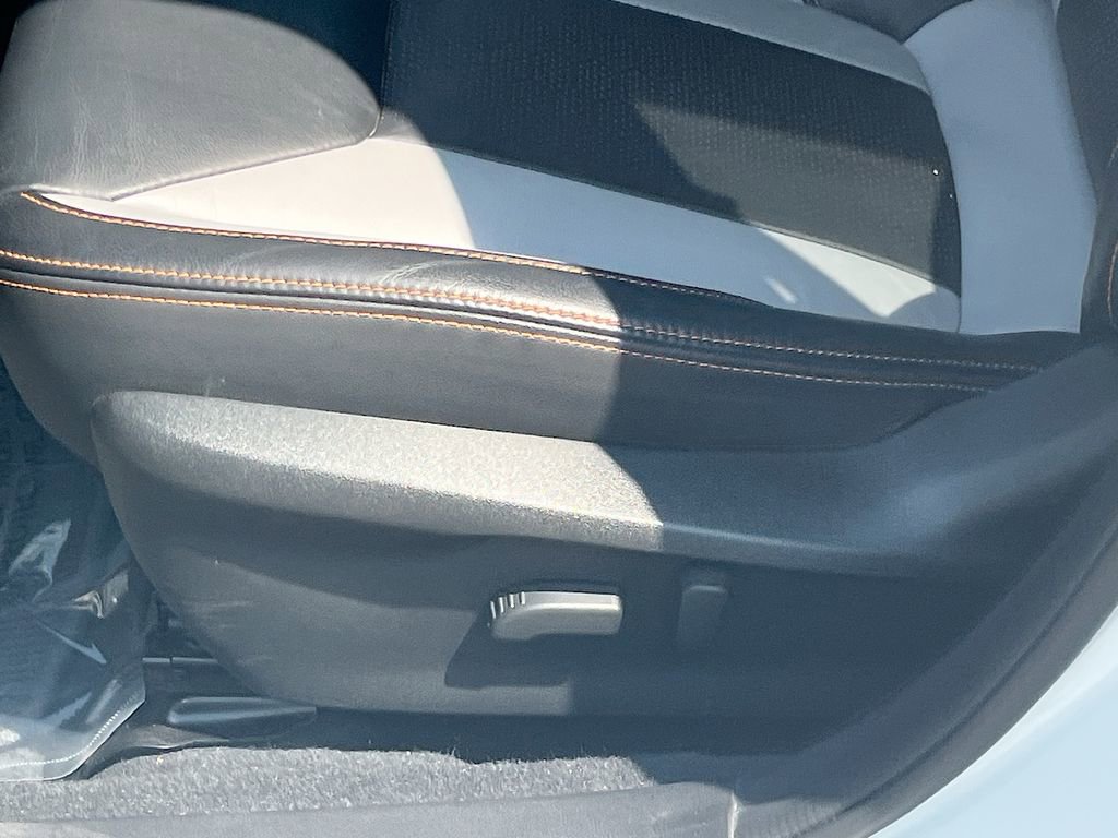 Used 2023 Subaru Crosstrek 2.5i Limited w/ Moonroof Package image 18