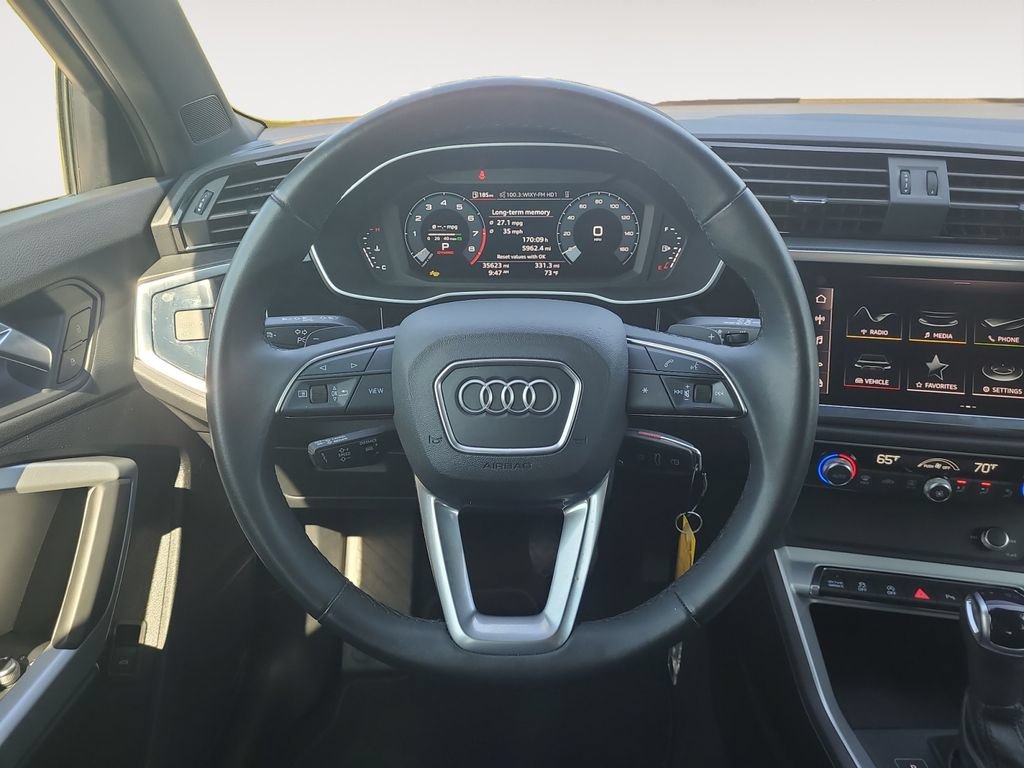 Used 2025 Audi Q3 2.0T Premium AWD/4WD image 12