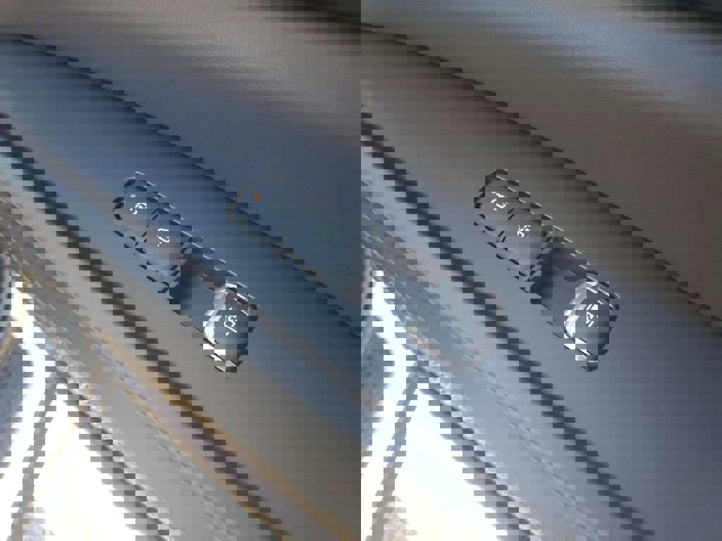 New 2026 Kia Carnival SX w/ SX Dark Edition Package FWD image 11