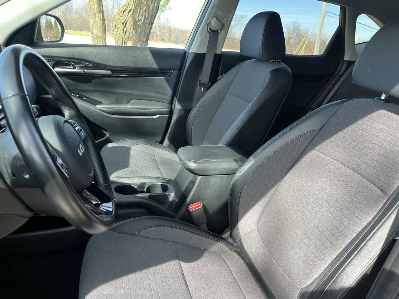 Used 2022 Kia Seltos Nightfall Edition AWD/4WD image 12