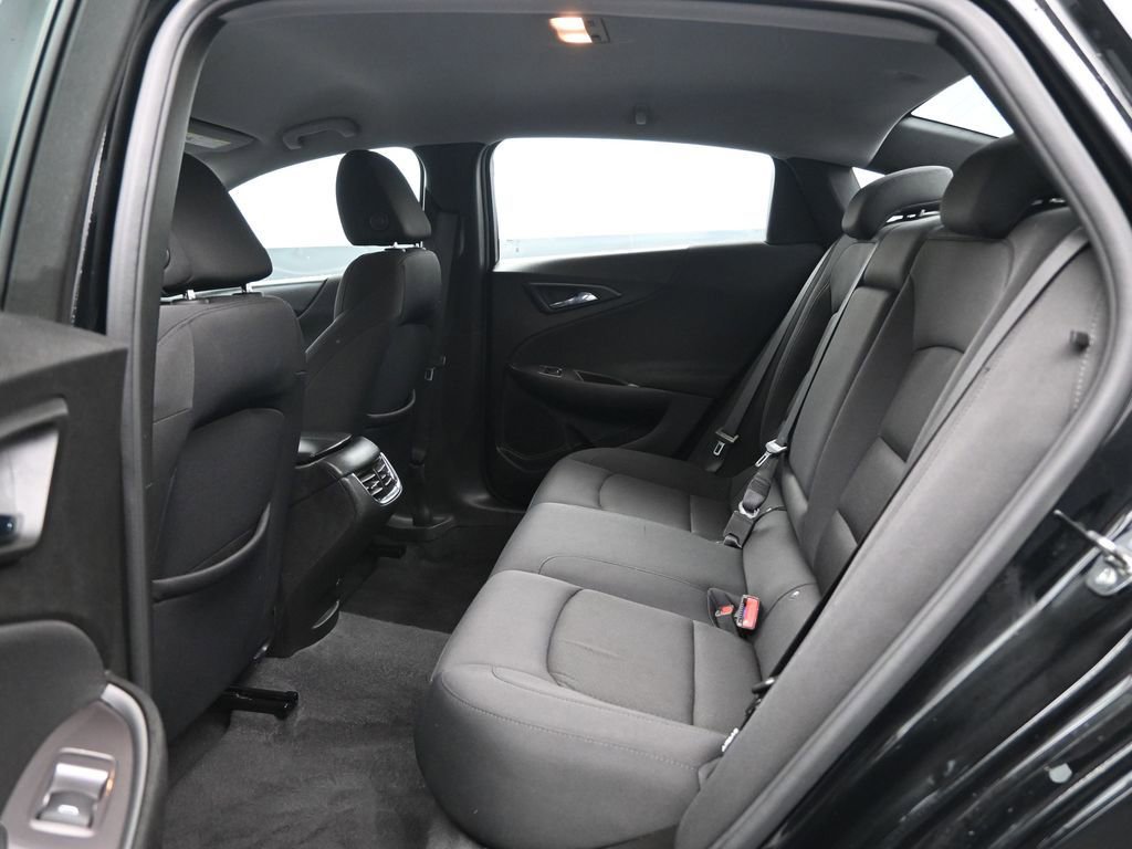 Used 2022 Chevrolet Malibu LT FWD image 29