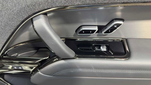 Used 2024 Land Rover Range Rover Sport Dynamic SE image 15